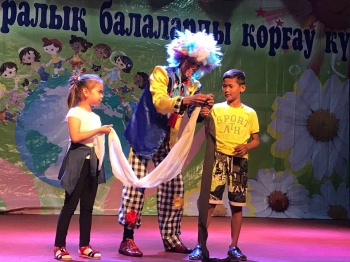 Балалар күніне орай қайырымдылық концерт ұйымдастырылды